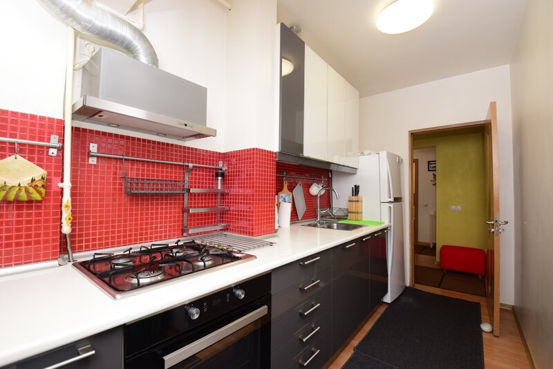 Fetesti, Theodor Pallady, 3 camere, bloc 2008, etaj 1/3, 2 parcari si boxa