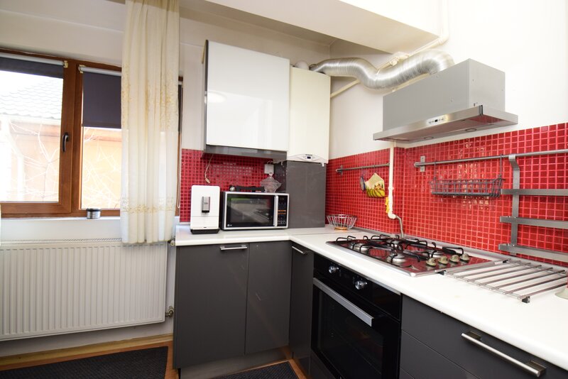 Fetesti, Theodor Pallady, 3 camere, bloc 2008, etaj 1/3, 2 parcari si boxa